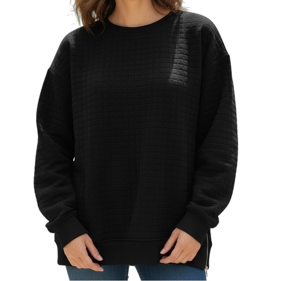 Lord & Taylor Black Quilted Sweatshirt - Picture 1 of 6